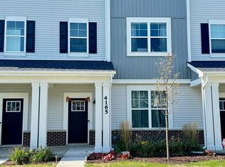 4165 Chelsea Manor Cir, Aurora, IL 60504