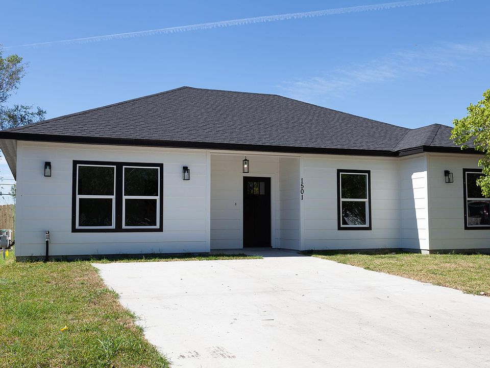 1st image of 1501 Main Dr