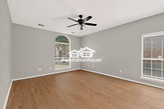 619 Ridgemont Dr — Photo 21