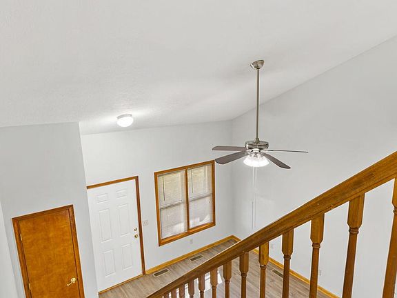 5th image of 7833 Stuhldreher St NW #7833