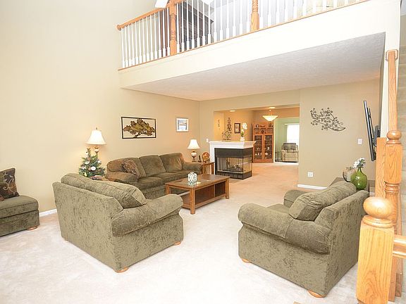 5th image of 413 E Heritage Dr