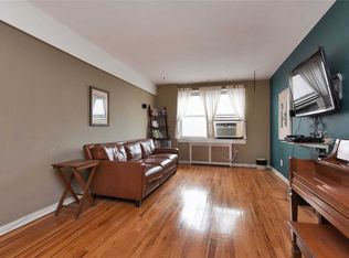 2908 139th St #2, Flushing, NY 11354