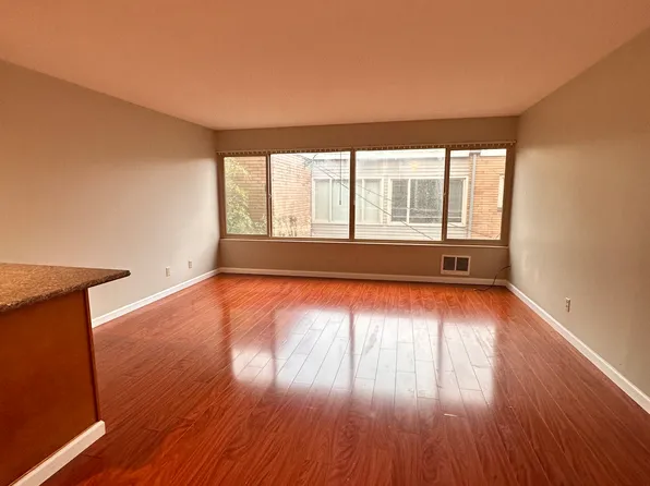 414 Belmont Ave E, Seattle, WA