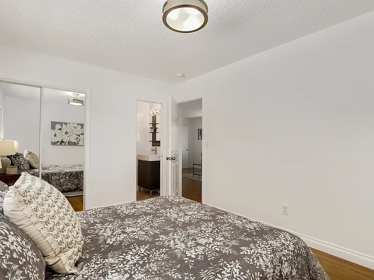 4853 Elsa Rd — Photo 7