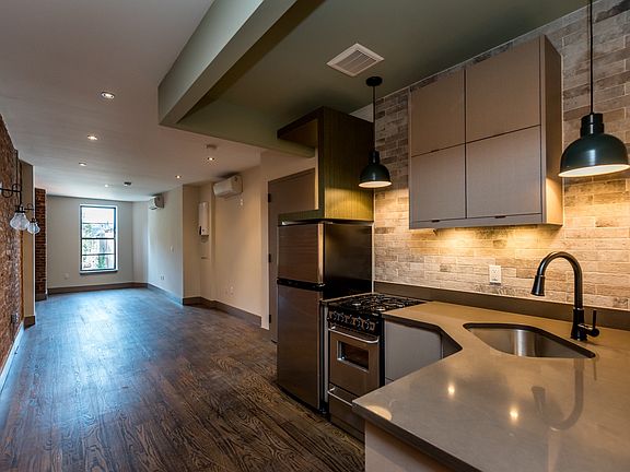 4th image of 266 Malcolm X Blvd #3DRE