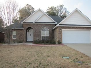 107 Birdie Dr, Bonaire, GA 31005