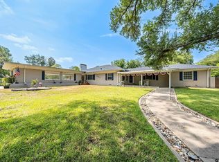 1003 Hillcrest St, Jacksonville, TX