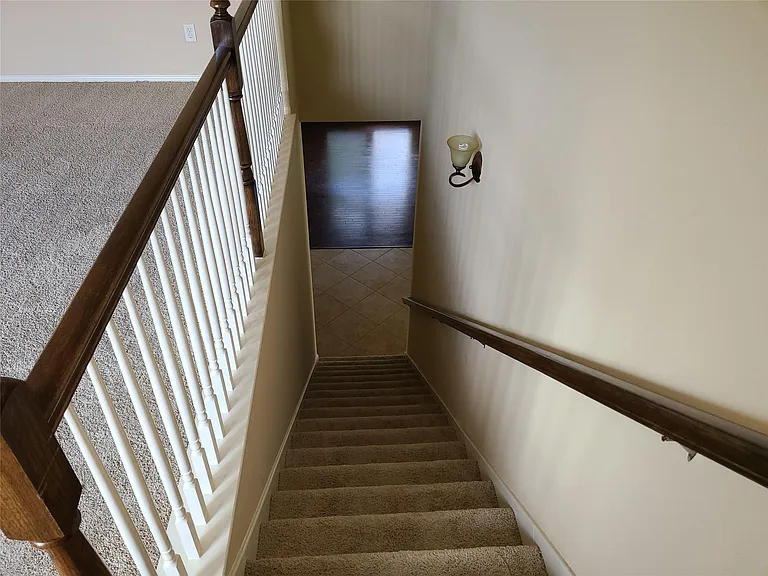 10318 Bellago Ln — Photo 16