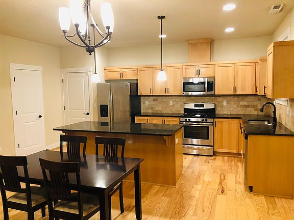 Dining room & Kitchen