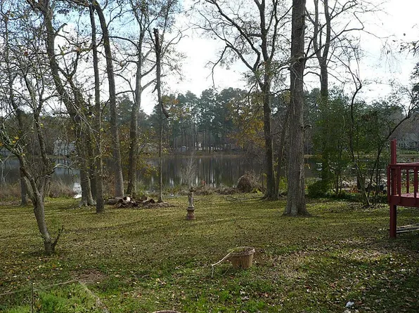 15378 Arrowhead Loop W, Willis, TX 77378