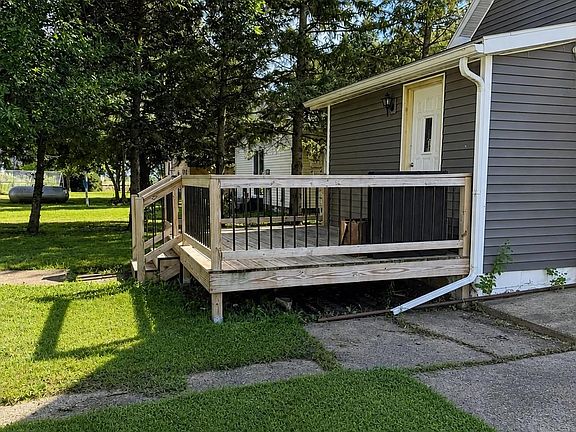 3rd image of 106 2nd St