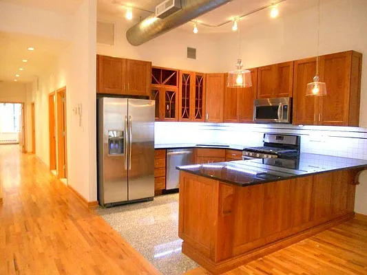 Rented by Level Group | media 13