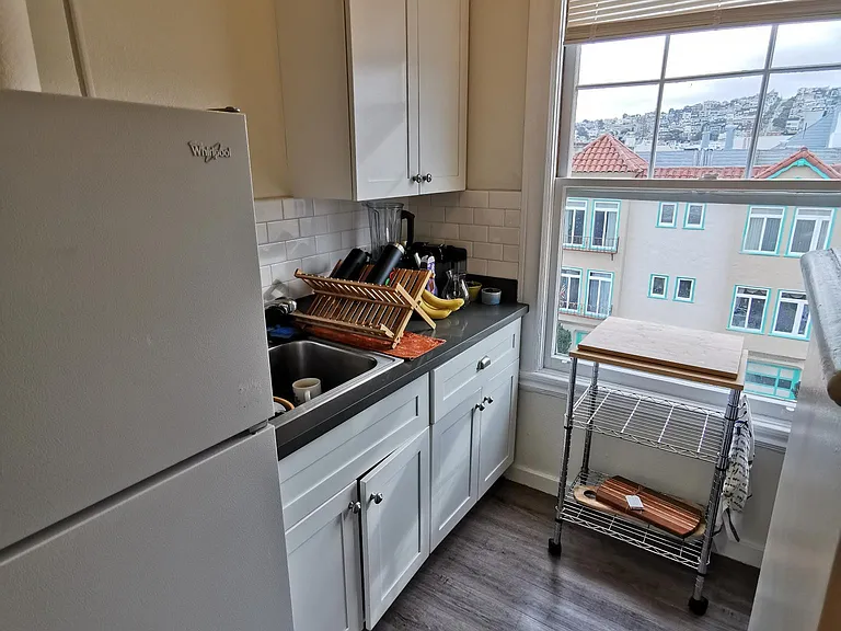 2200 N Point St — Photo 13