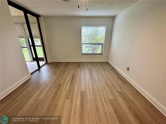 5th image of 2900 NW 42nd Ave #102