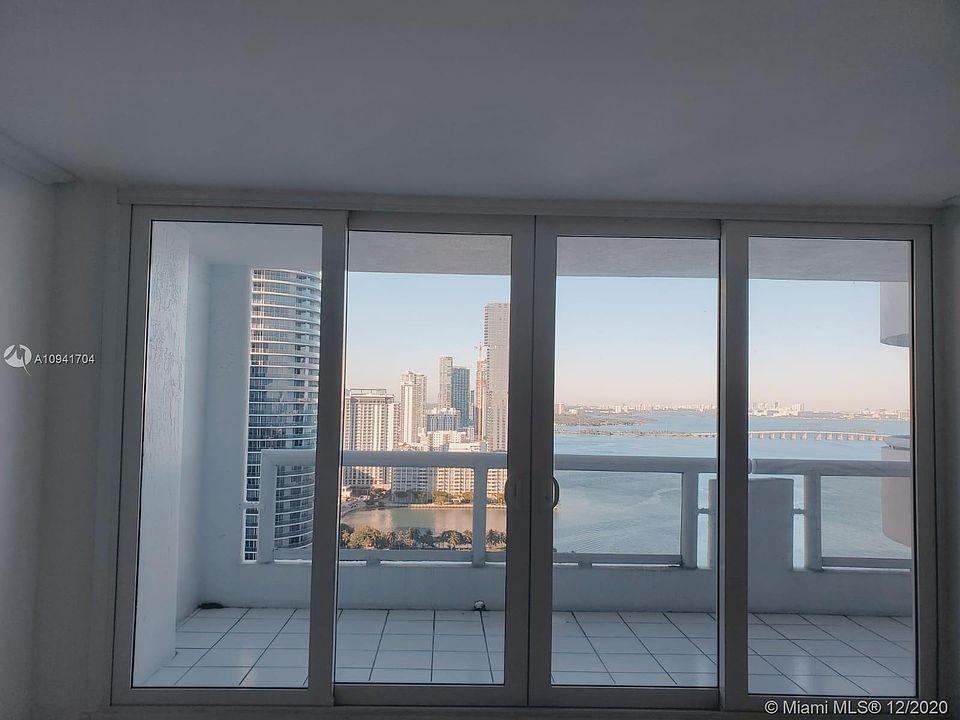 1st image of 1717 N Bayshore Dr #3538