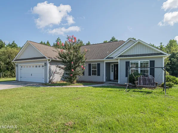 308 De Anza Court, Maysville, NC 28555