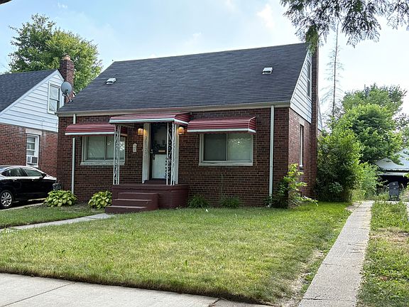 4th image of 20529 Alcoy St
