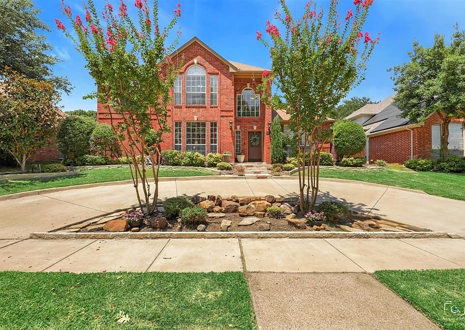 1st image of 3013 Buena Vista Dr