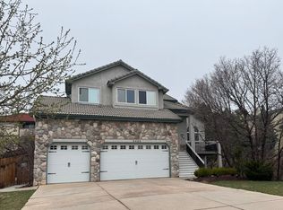 5420 Broadmoor Bluffs Dr, Colorado Springs, CO 80906