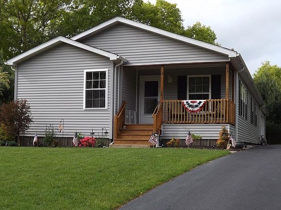 4th image of 26 Haskell Cir