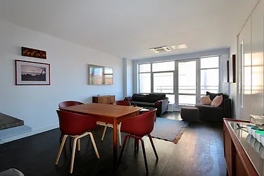 Rented by Luxus Manhattan Realty