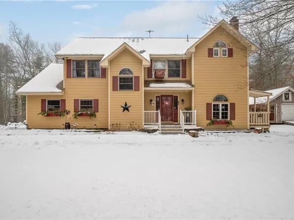 50 Jackson School House Rd, Glocester, RI 02814