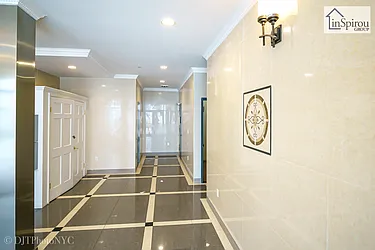 Sold by inSpirou Group