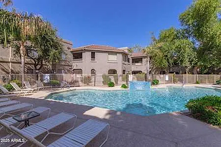 3 bed, 1607 sqft, $2,350 — Photo 1