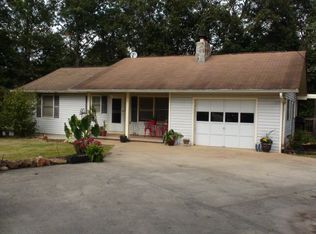 352 Fulcher Rd, Franklin, NC 28734