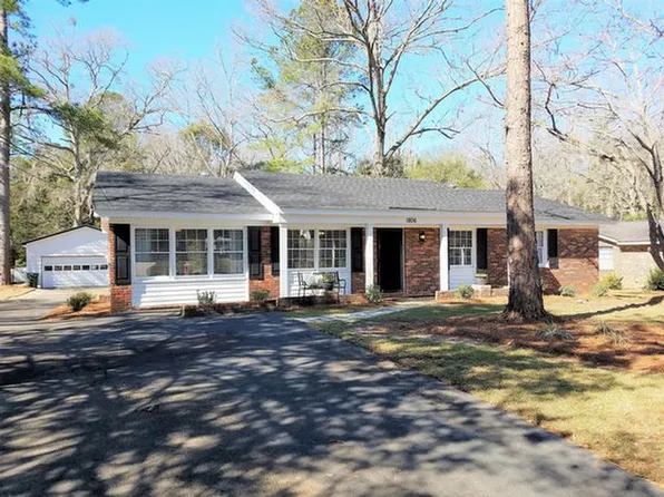 1806 Wimbledon Dr, Thomasville, GA 31792