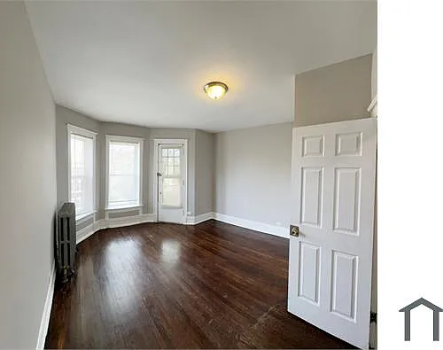 6150 S Langley Ave #1 — Photo 7