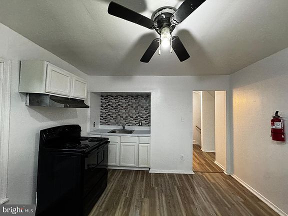 4th image of 323 Vine St E APT B