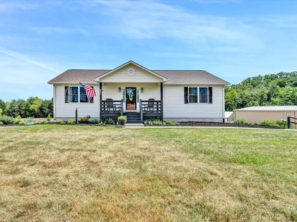 135 Borden Run Rd, Fincastle, VA 24090