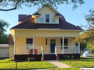 320 E 1st St, Hickman, NE 68372