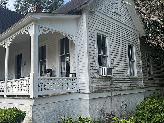 4th image of 542 S Main St