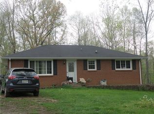 2674 Cooper Creek Rd, Woodlawn, TN 37191