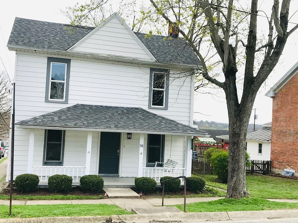Beautiful wood floors throughout, all the character of a historic home plus the amenities of modern stainless steel, granite finishes, etc. Set in the heart of historic Waynesville, just a 4 minute walk to elementary, middle and high school. Walking dista
