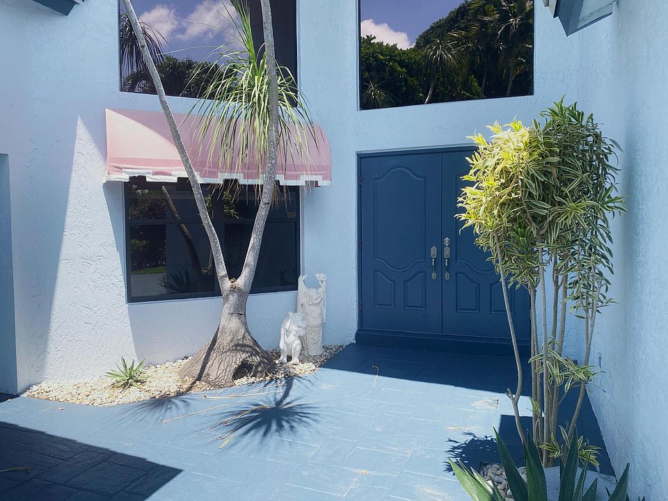 1st image of 11492 Victoria Circle
