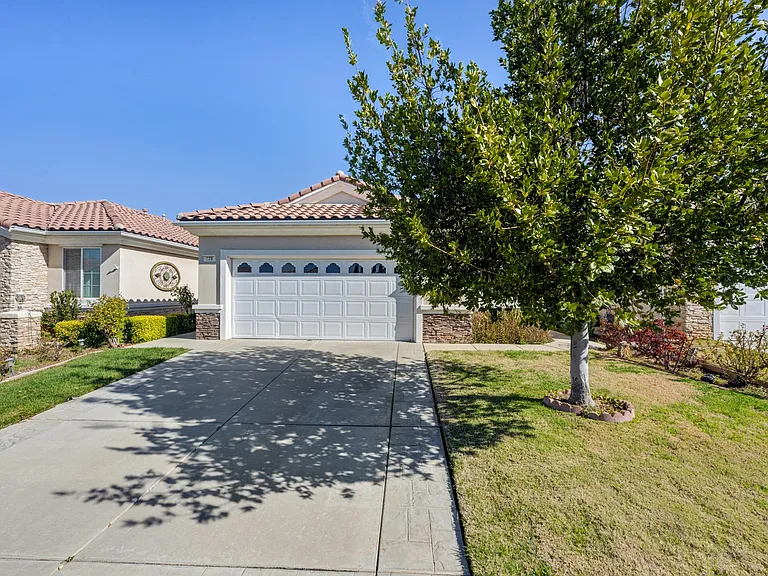 978 Wind Flower Rd — Photo 26
