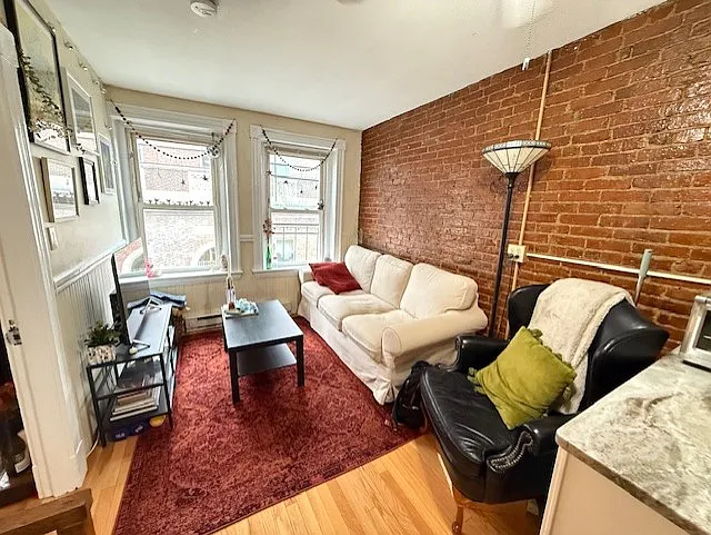 Building Photo - 60 N Margin St #7