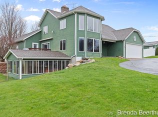 2929 Eleven Mile Rd NE, Rockford, MI 49341