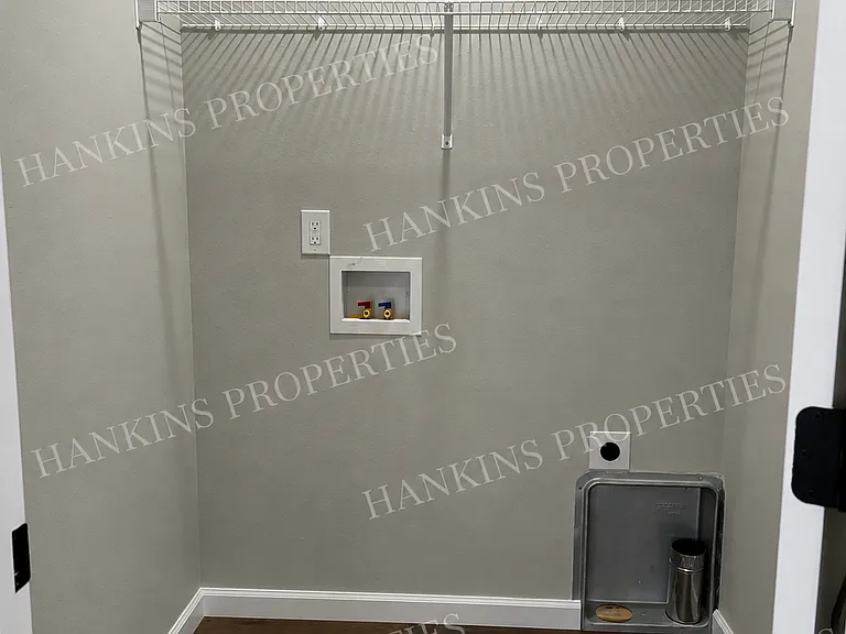 47 Hickory Hill Ln — Photo 7