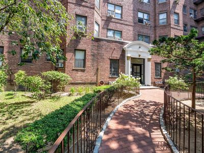6141 Saunders Street #B38/B39, Rego Park, NY, 11374