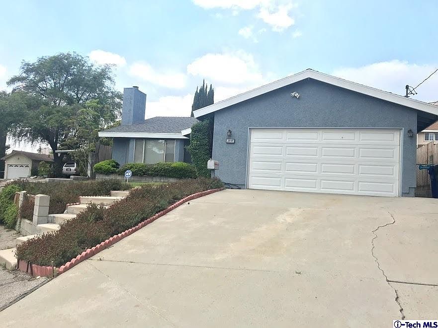 1st image of 2841 Altura Ave