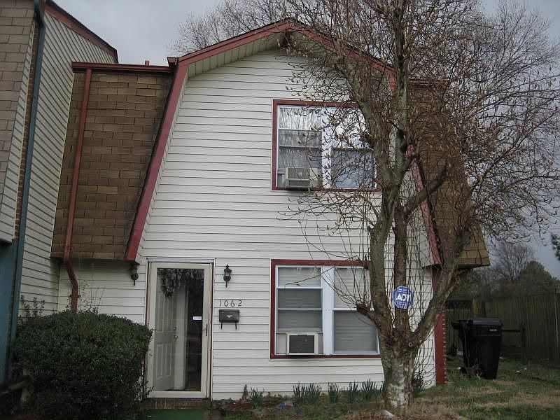 2nd image of 1062 Level Green Blvd