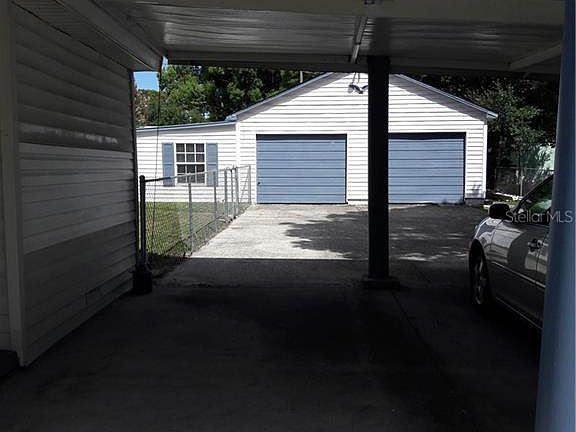 4th image of 13012 Parkwood St