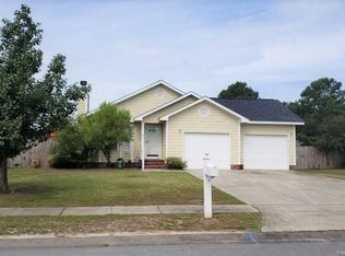 128 Belle Boyd Dr, Raeford, NC 28376