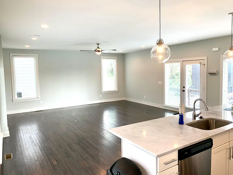 1st Floor Family Room
