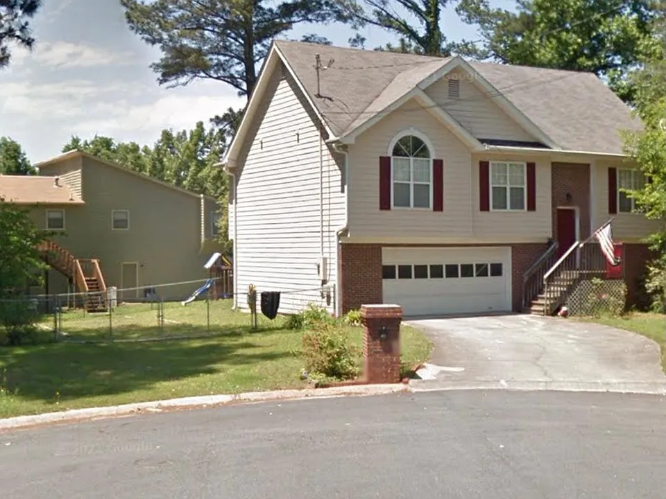 697 Keats Ct
