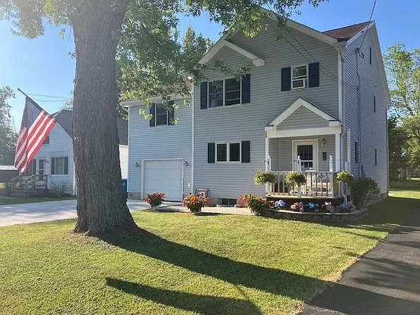 455 Roat Dr, Angola, NY 14006